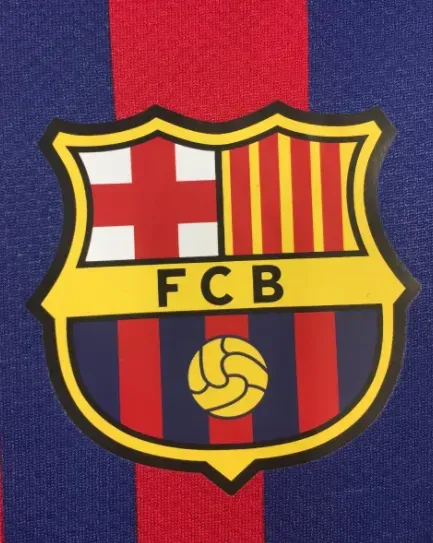 11/12 Barcelona Home Kit Retro