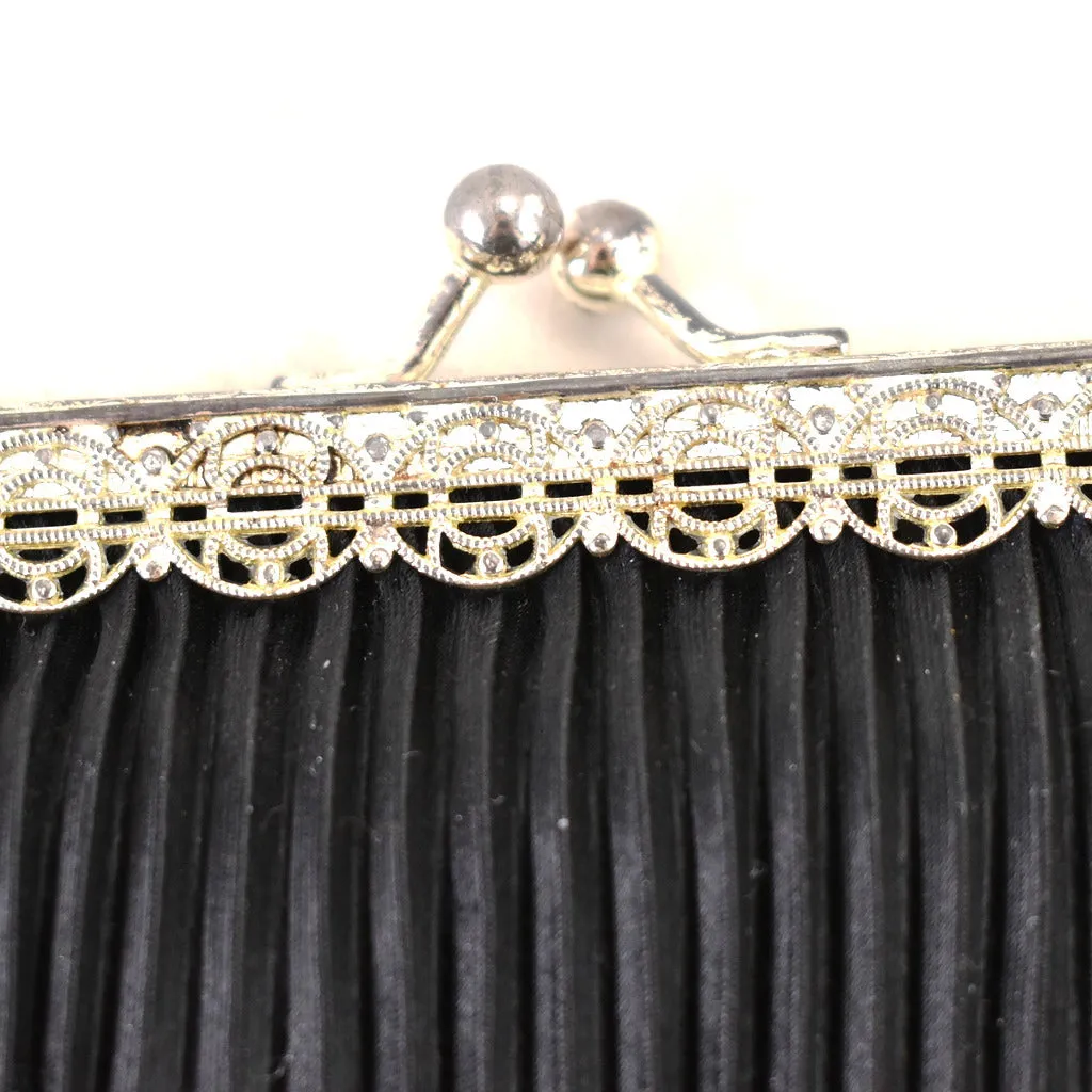 1950s Small Pleated Vintage Handbag