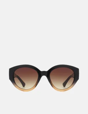 A.Kjaerbede Big Winnie Sunglasses - Black/Brown