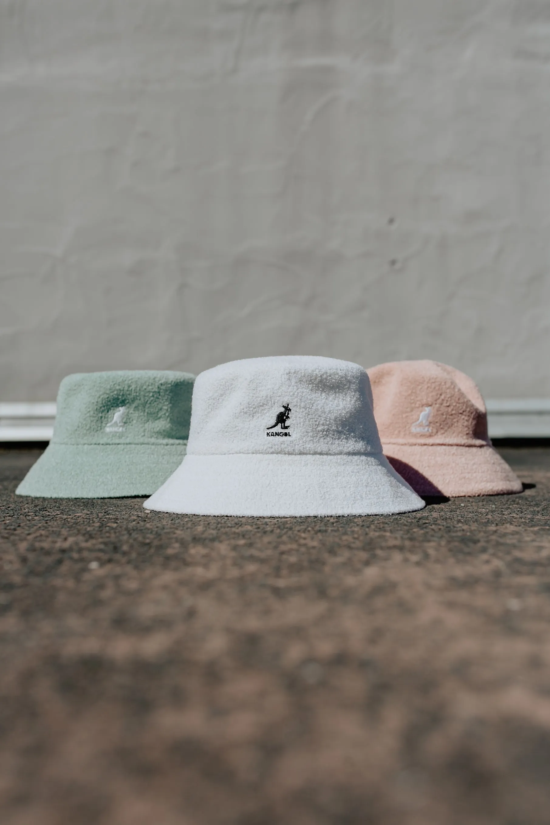 BERMUDA BUCKET HAT - WHITE