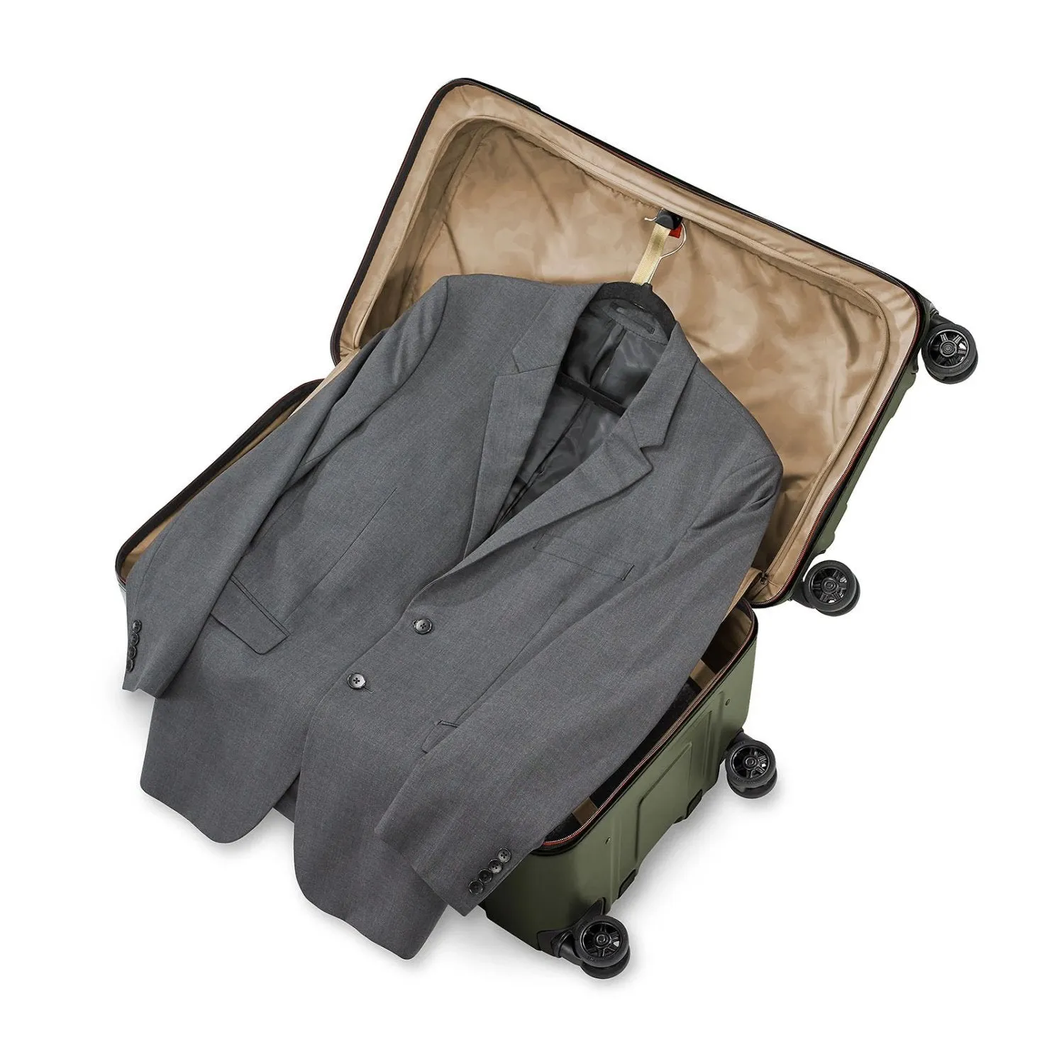 Briggs & Riley Torq 2.0 Medium Trunk Spinner