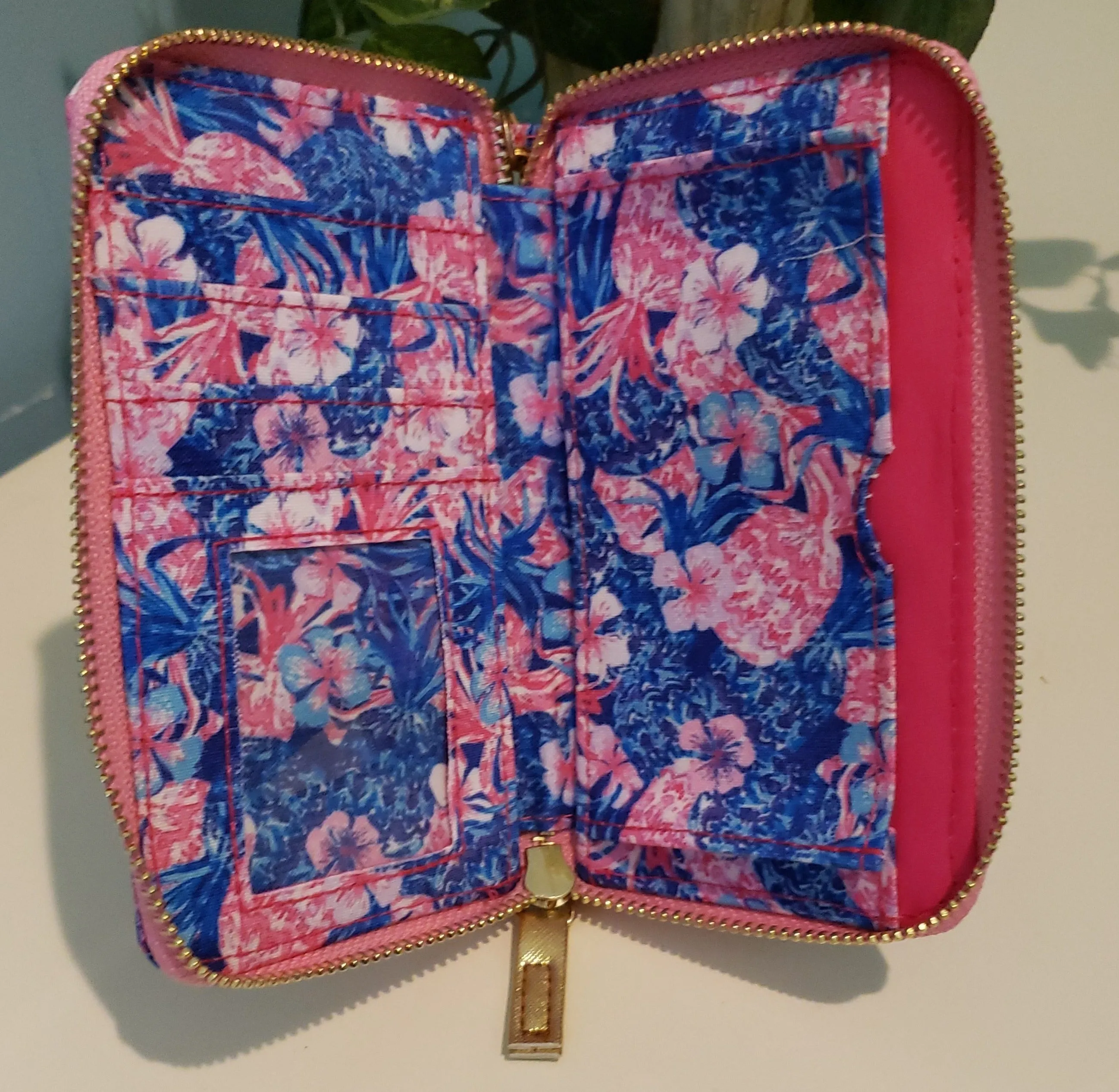 Charlie Paige Pineapple Print Phone Wristlet - Blue/Pink