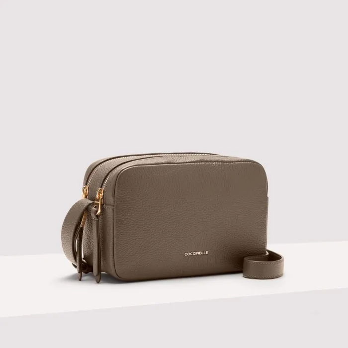 COCCINELLE GLEEN LEATHER HANDBAG IN WARM TAUPE