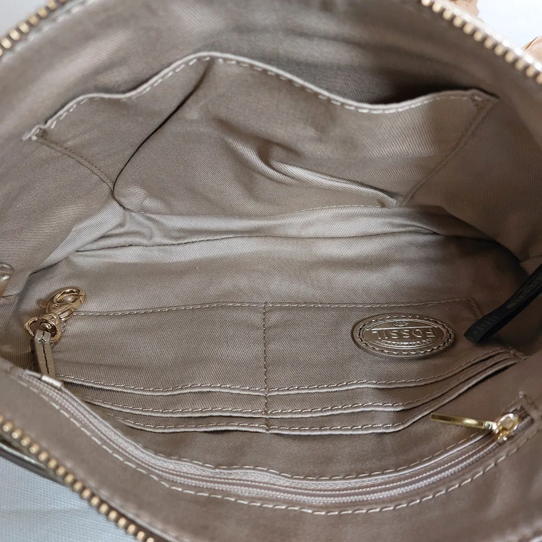 Fossil Gold Pebbled Leather Crossbody Bag | Gently Used |