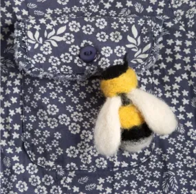 Hawthorn Handmade - Needle Felting Kit Bee