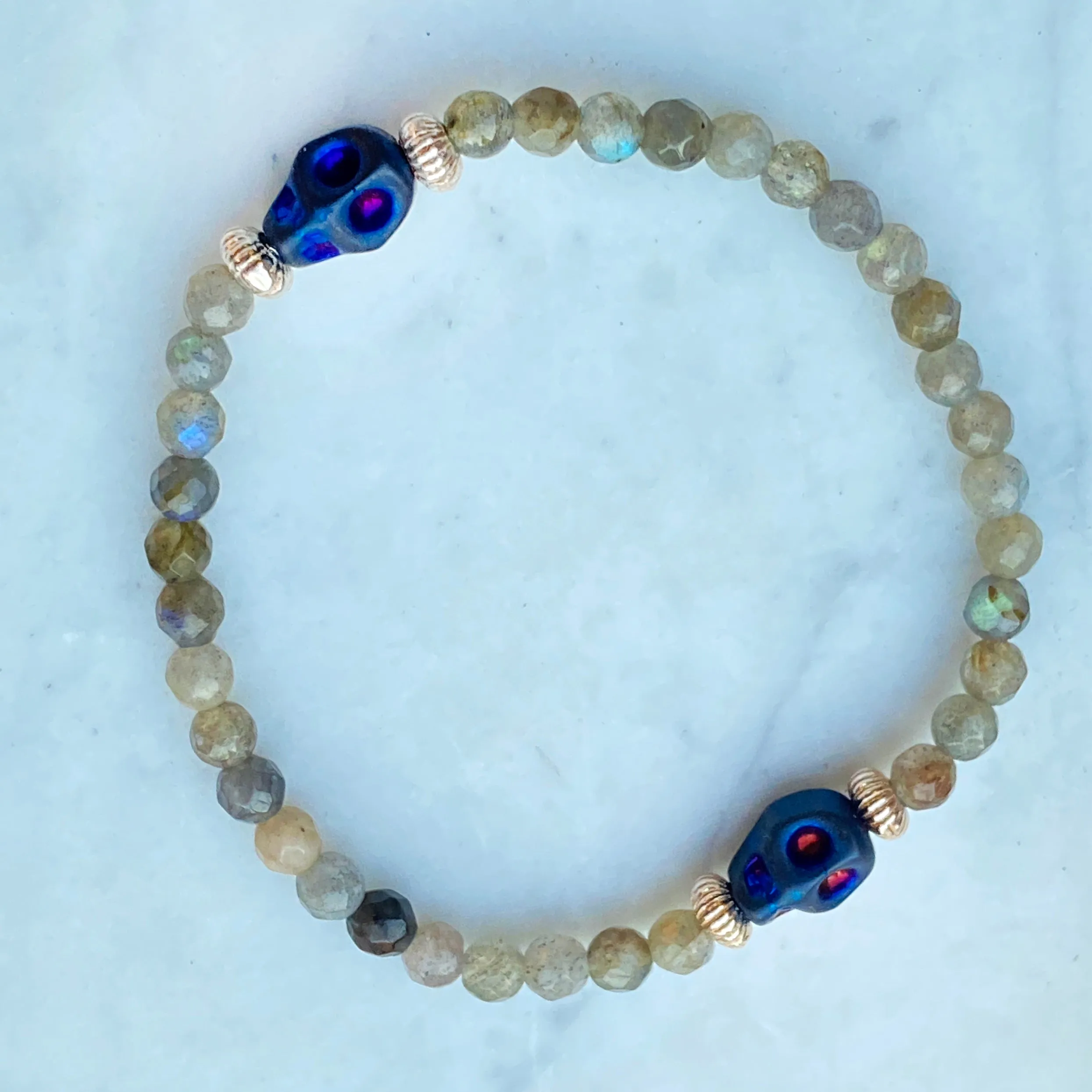 Labradorite gemstones and Hematite Skull stretch Bracelet